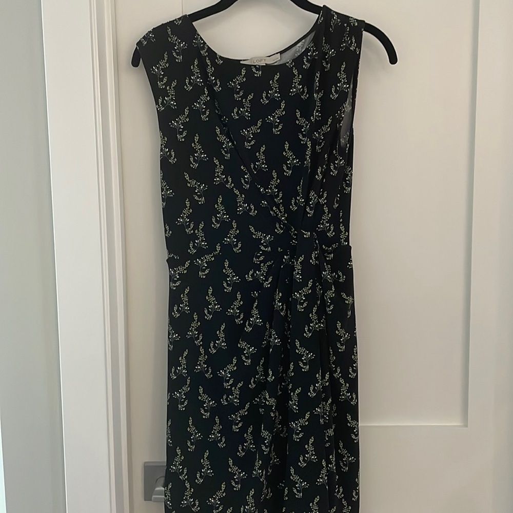 Loft flowered faux wrap dress - size xs petite